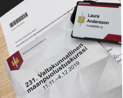 Invalidiliiton yhteiskuntasuhdejohtajan Laura Anderssonin MPK-kurssin esite