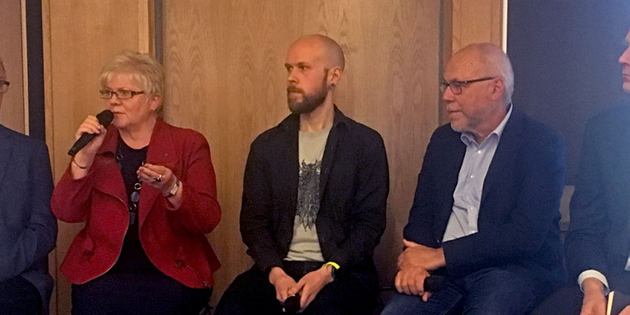 Kuva Kuopion juhlakiertueen panelisteista