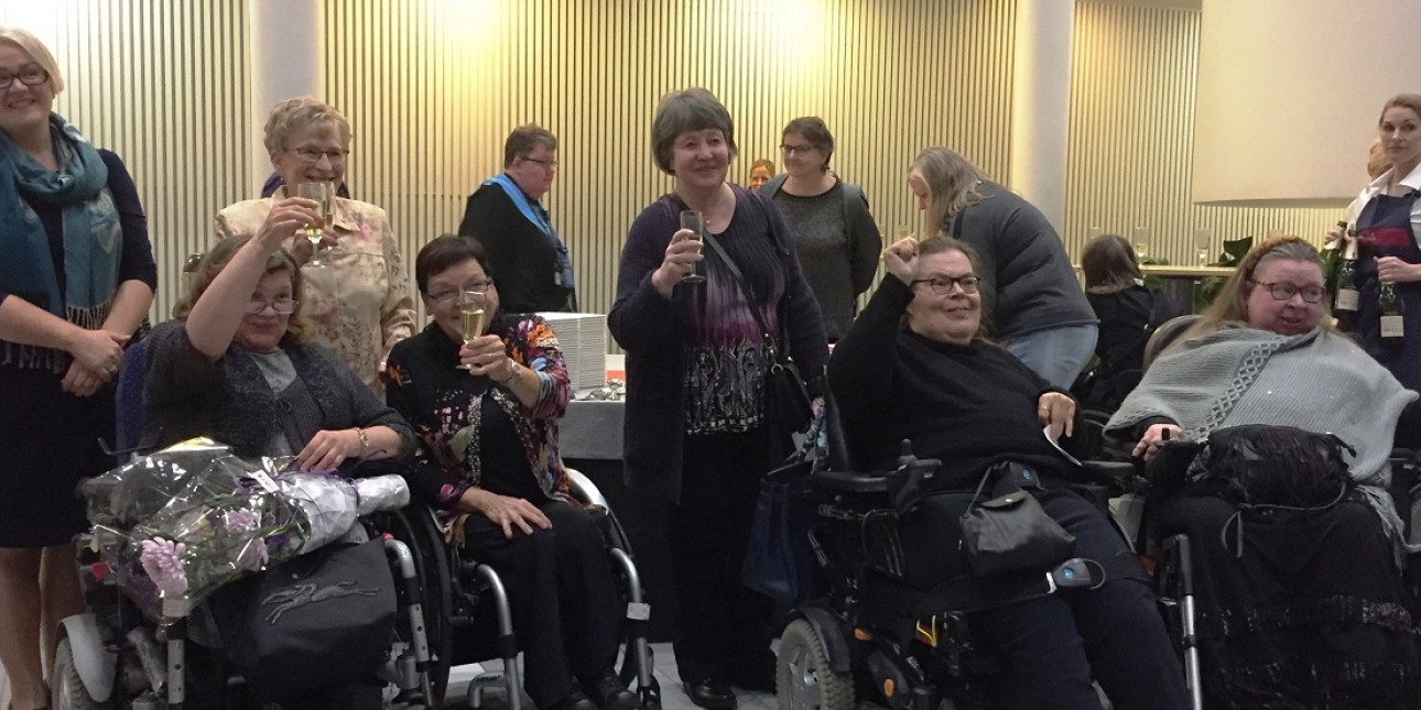 Vammaisjärjestöjen naisverkosto juhlisti 15. toimintavuottaan