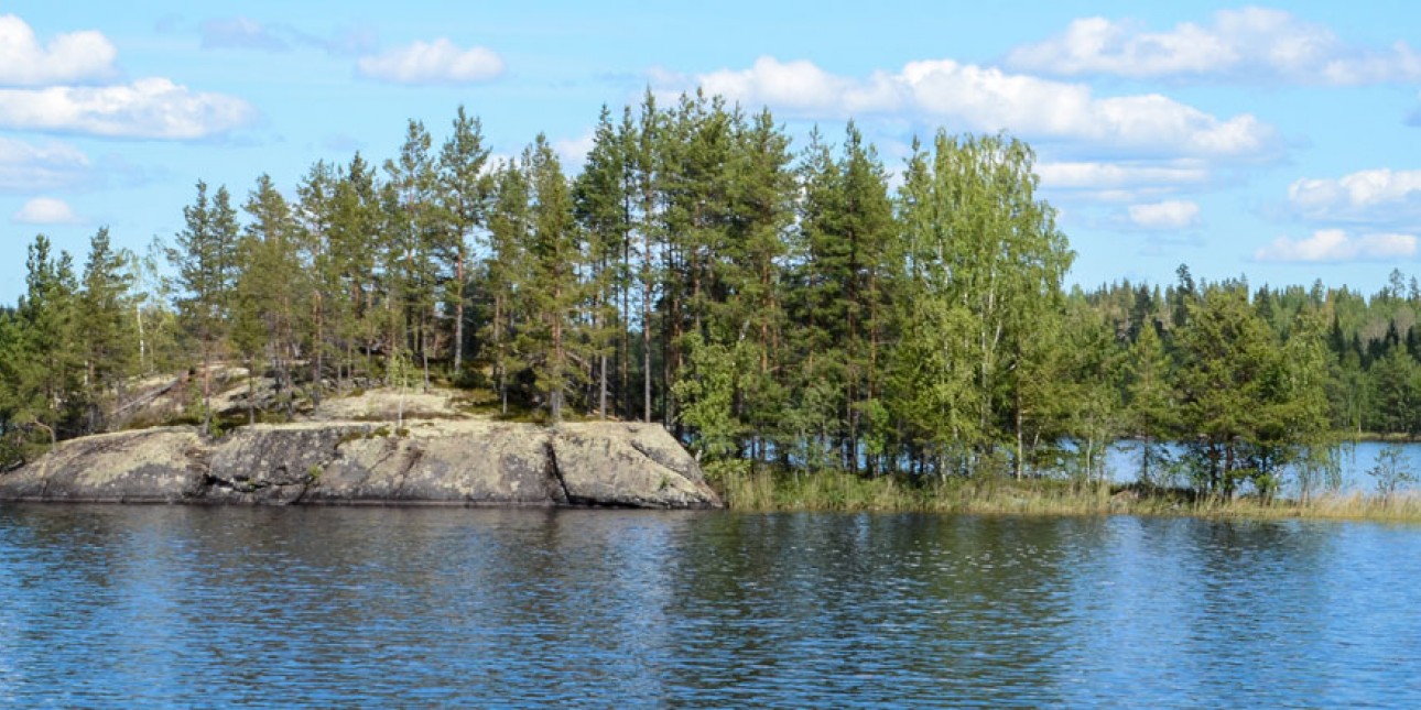 Kuvassa keskisuomalainen järvimaisema